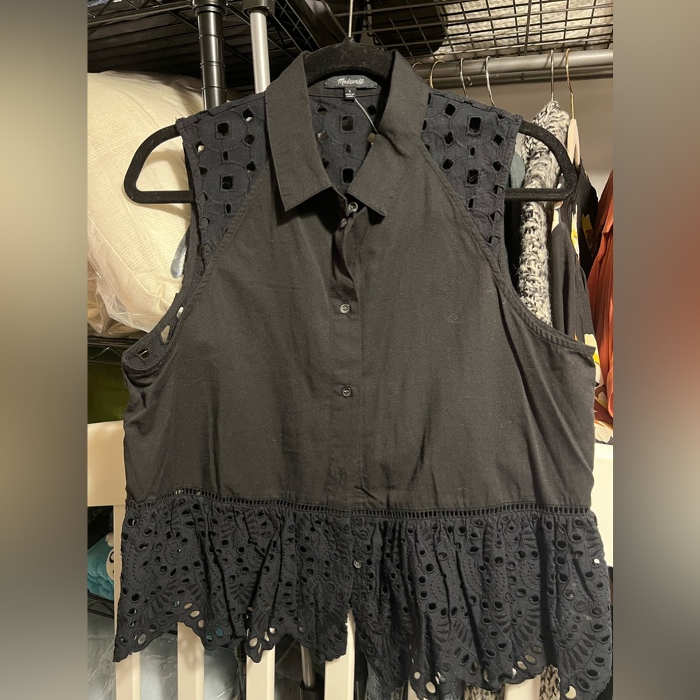 Black peplum lace top
